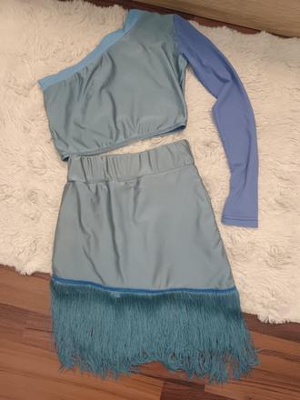 Šaty na spolocenske tance, 134