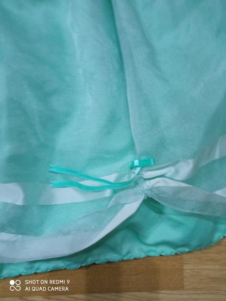 Karnevalové šatičky., 