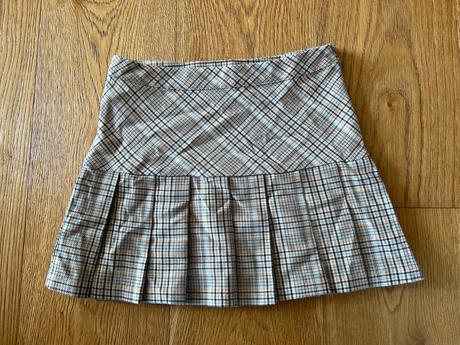 Skladaná suknička, 140