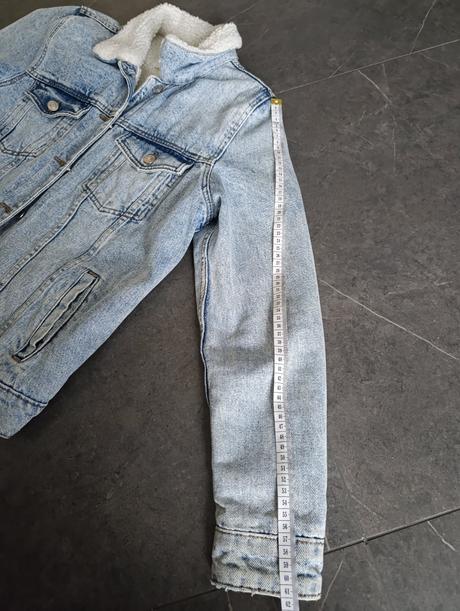 Riflová teplá bunda, bershka,s