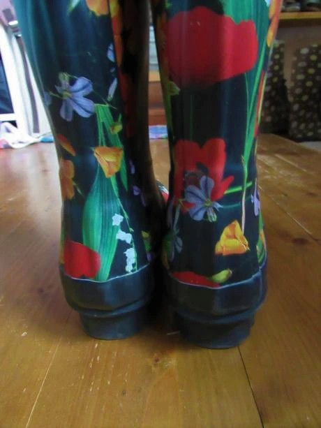 Kvetinkové gumáky, 36