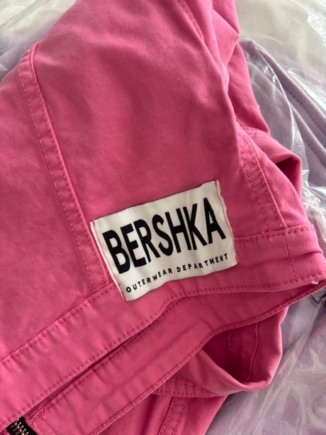 Bunda/vesta, bershka,s