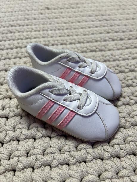 Dievčenské capačky 19, adidas,19