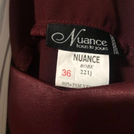 Elegantné bordové šaty, 36