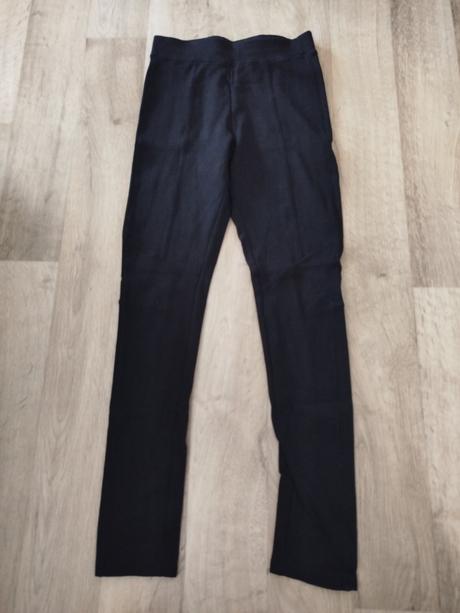 Legíny, reserved,xs