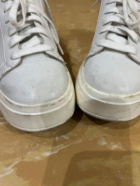 Parádne tenisky, 37