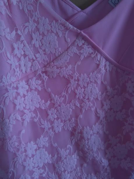 Elegantné šaty, 40