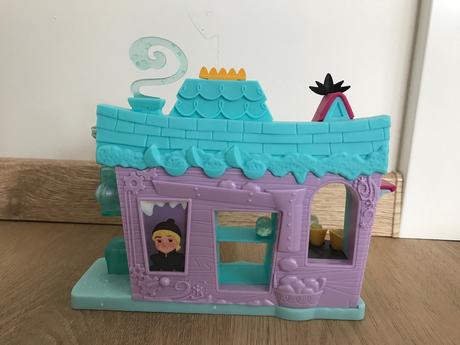 Frozen zmrzlinový stánok, 