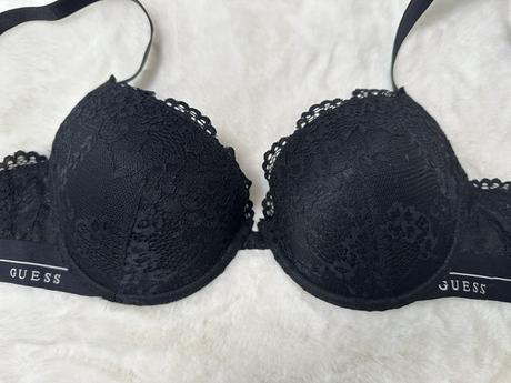 Čierna čipkovaná podprsenka zn. guess originál, guess,80b