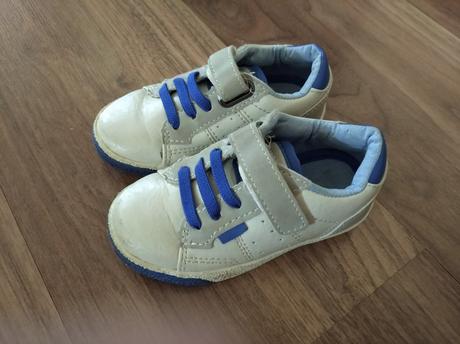 Boty baťa, baťa,22