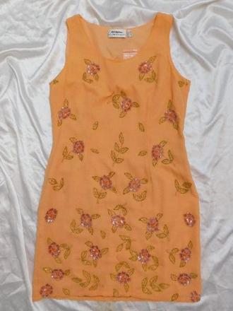 Velmi pekne saty, 40