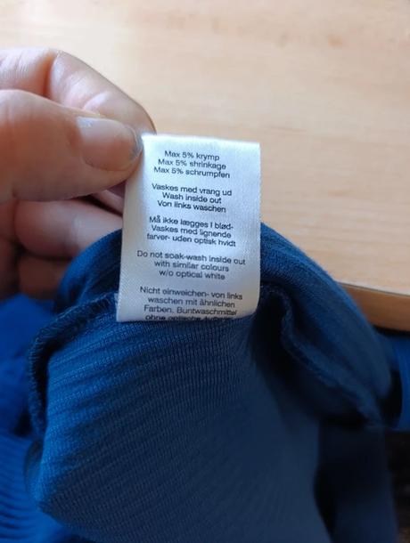 Manchestrová sukňa, 42