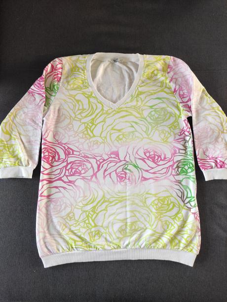 Romanticka mikina, s