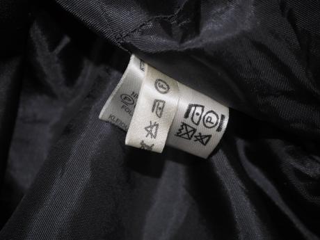 Luxusné vintage vlnené šaty, 38