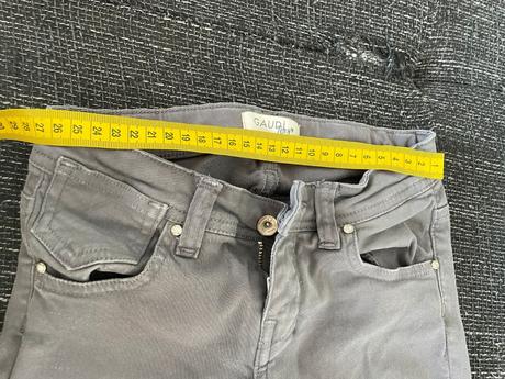 Gaudi sede nohavice krásne, gaudi,134