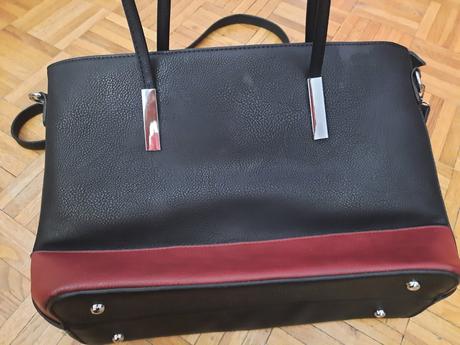 Dámska veľká kabelka,