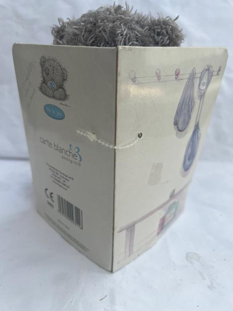 Me to you medved medvedik s kabelou 15 cm ked sedi,