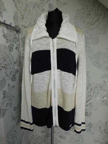 Luxusny damsky pleteny sveter, 42