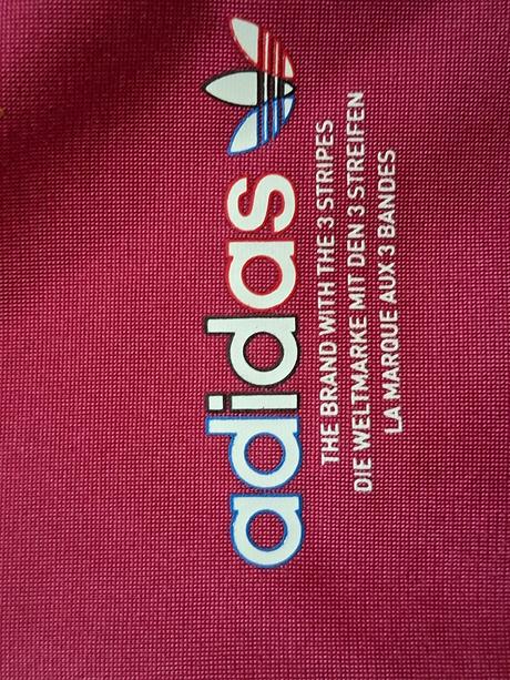 Predám novú mikinu velk 146 cm z uk, adidas,146