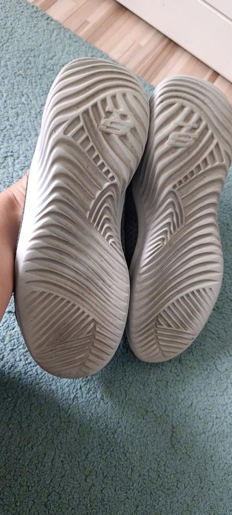Skechers ako nové, skechers,35