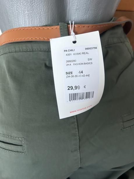 Nove nohavice, 44 / xl