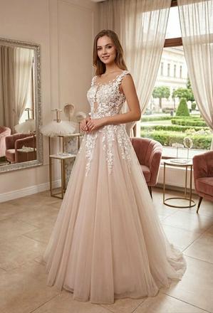 Spoločenské alebo svadobné, m / s