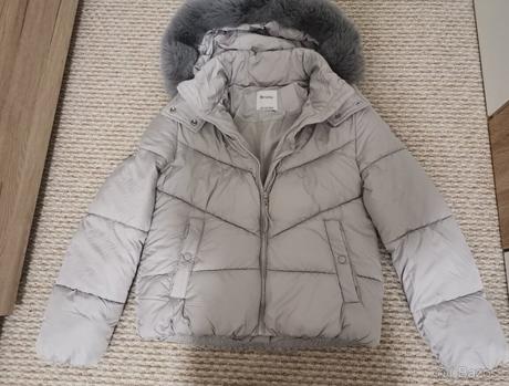 Dámska sivá vetrovka, bershka,m