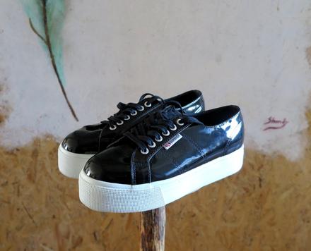 Dámske kožené tenisky superga na platforme v laku, 40