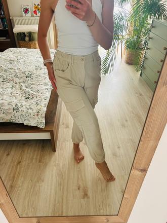 Štýlové cargo nohavice značky bershka, bershka,s