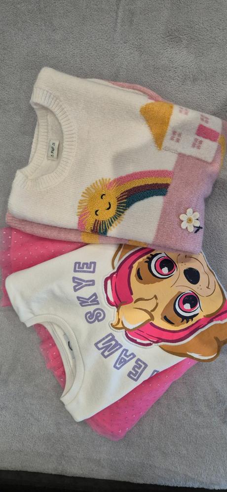 Mikinka a svetrík, tesco,122