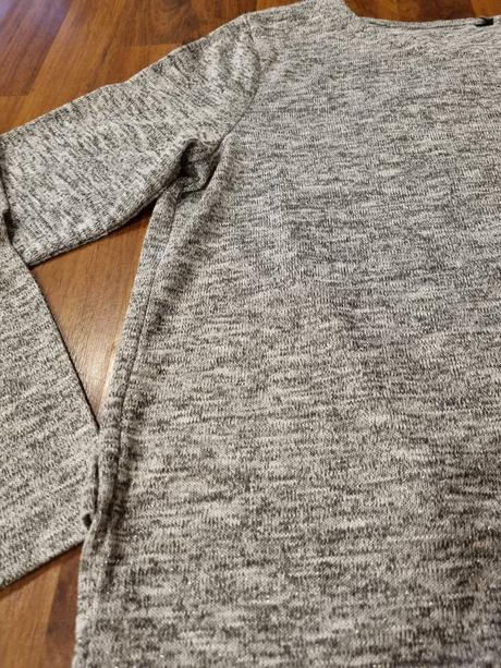 Krásny top s rozparkom na chrbte - xl, xl