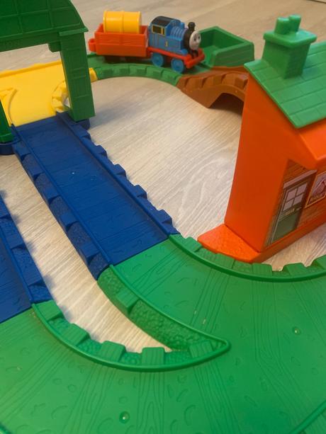 Dráha vláčik tomáš,