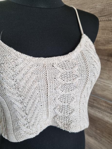 Háčkovany top, stradivarius,xl