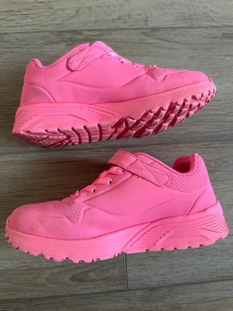 Skechers neon pink tenisky 34, skechers,34