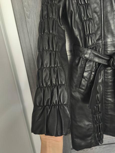Kozeny kabat kara, s