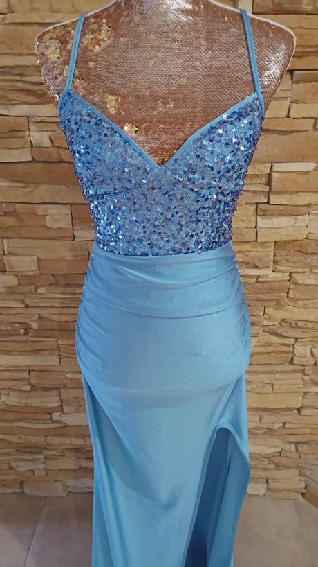 Spoločenské šaty, m