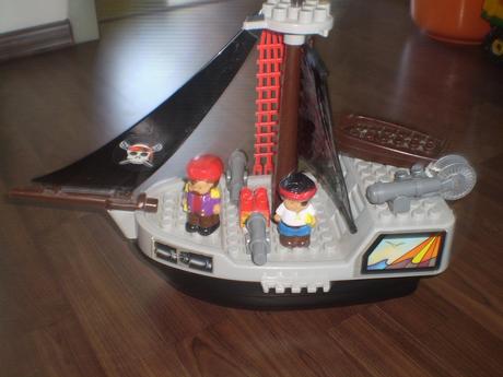 Detská pirátska loď - abrick stavebnica, 