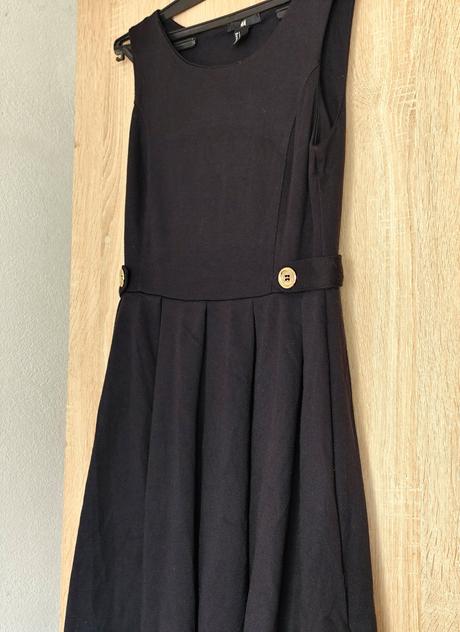 Čierne teplákové riasené šaty, h&m,s