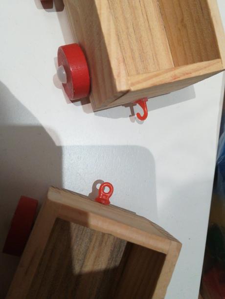 Drevený vláčik s kockami,