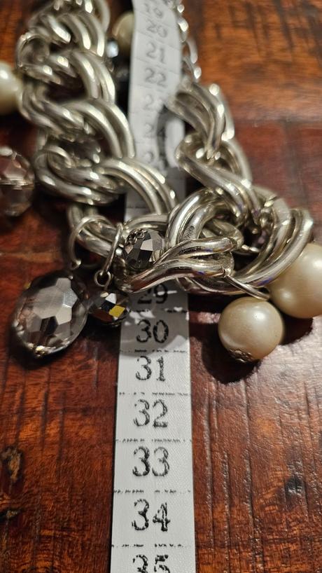 Nahrdelnik strieborny,