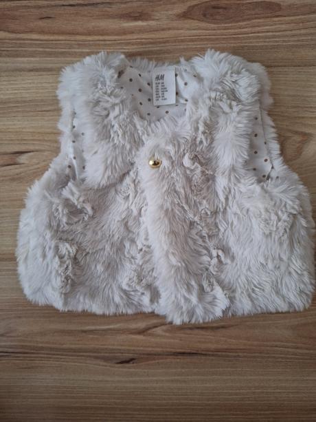 Kozusinova vesta, h&m,68