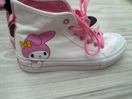 Tenisky kuromi cropp, crocs,40