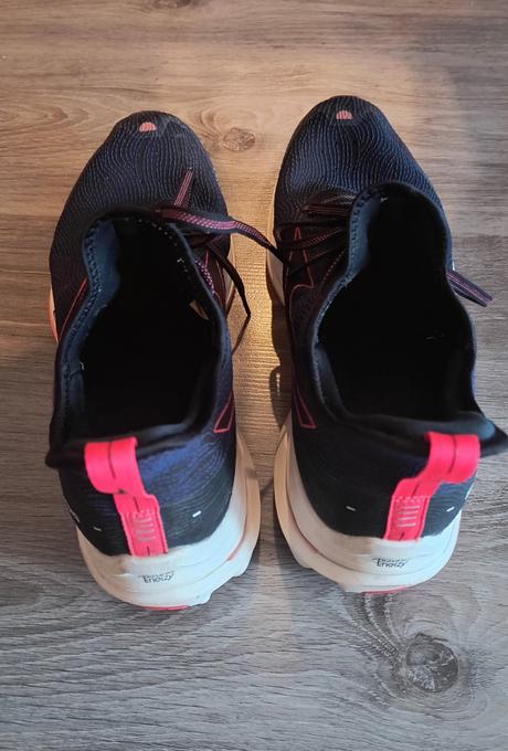 Pánske bežecké tenisky, mizuno,47