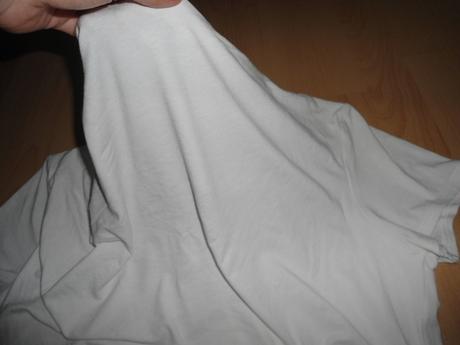 Bledunko-ruzove tricko, l