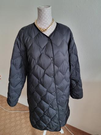 Čierna perová tenká dlhšia bunda xl, xl