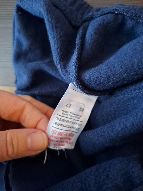 Tepláky 122, tesco,122