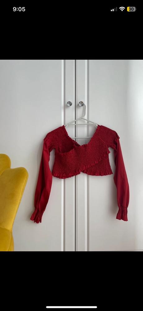 Super zaujímavý červený top, s