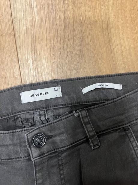 Chlapčenské kapsáče, reserved,s
