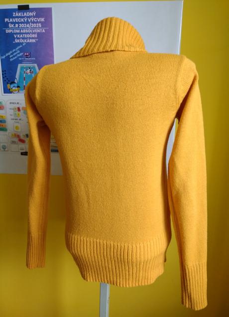Žltý svetrík, xs