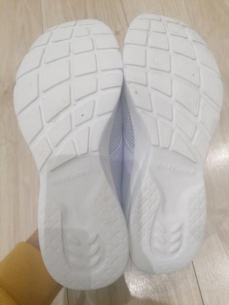 Tenisky s kempchers, skechers,36